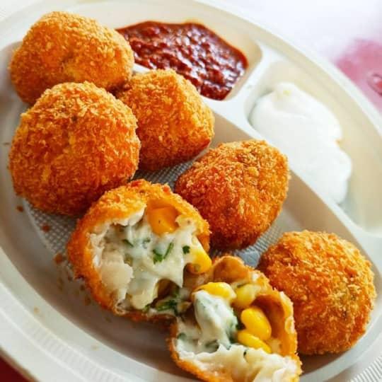 Corn Cheese Fried Crispy Momos
