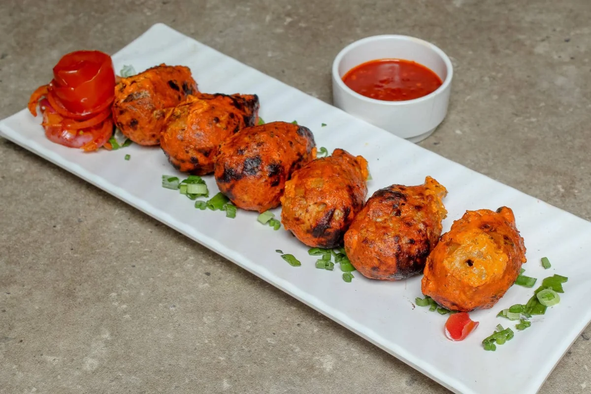 Paneer Tandoori Chipotle Momos