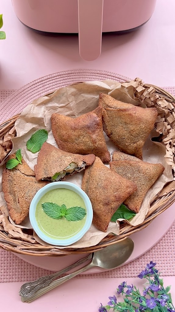 Falhari Samosa