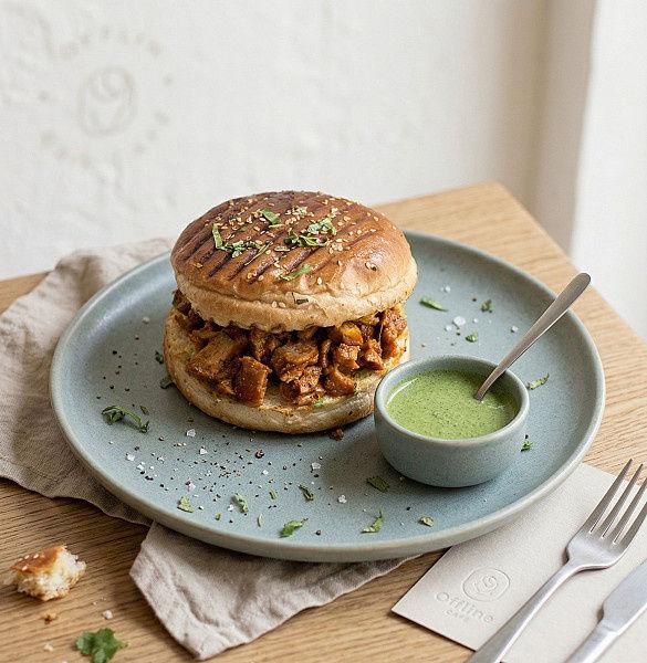 Tandoori Paneer Burger