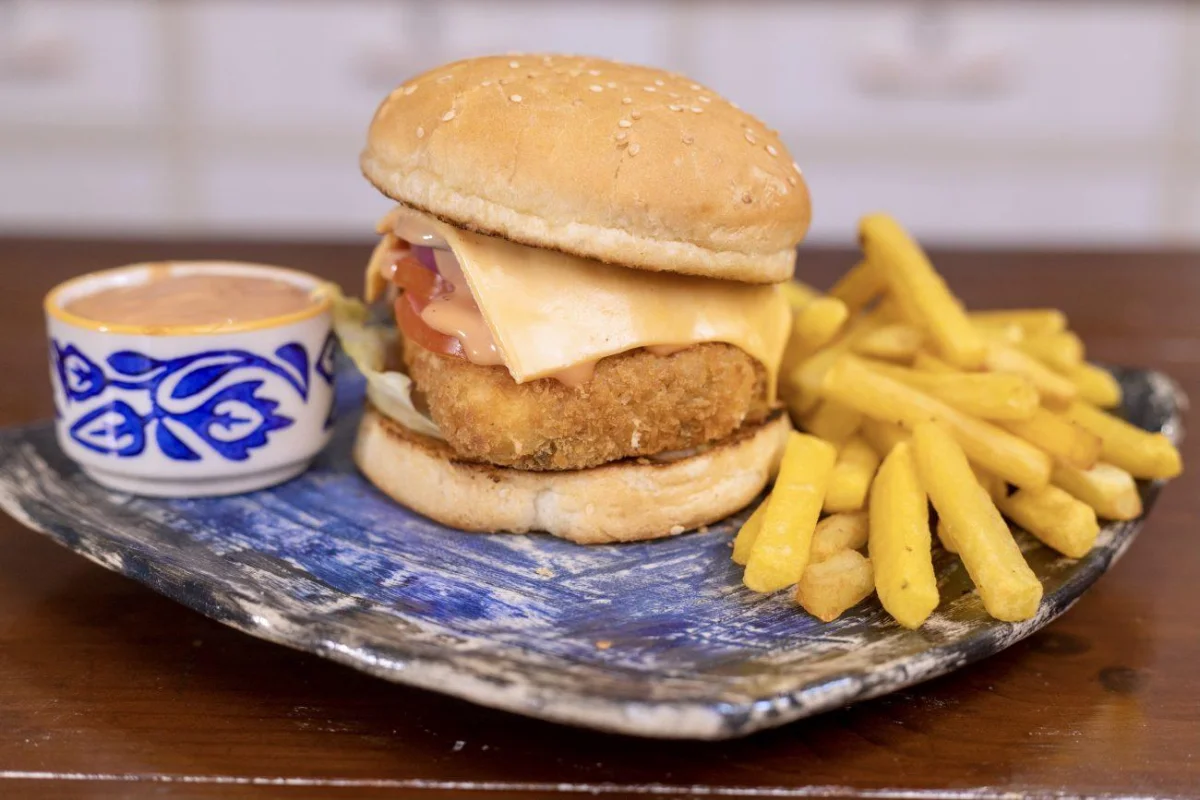 Paneer Cheese Burger