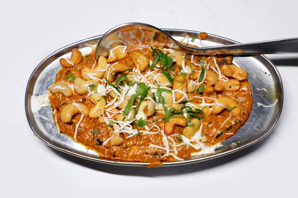 Kaju Curry