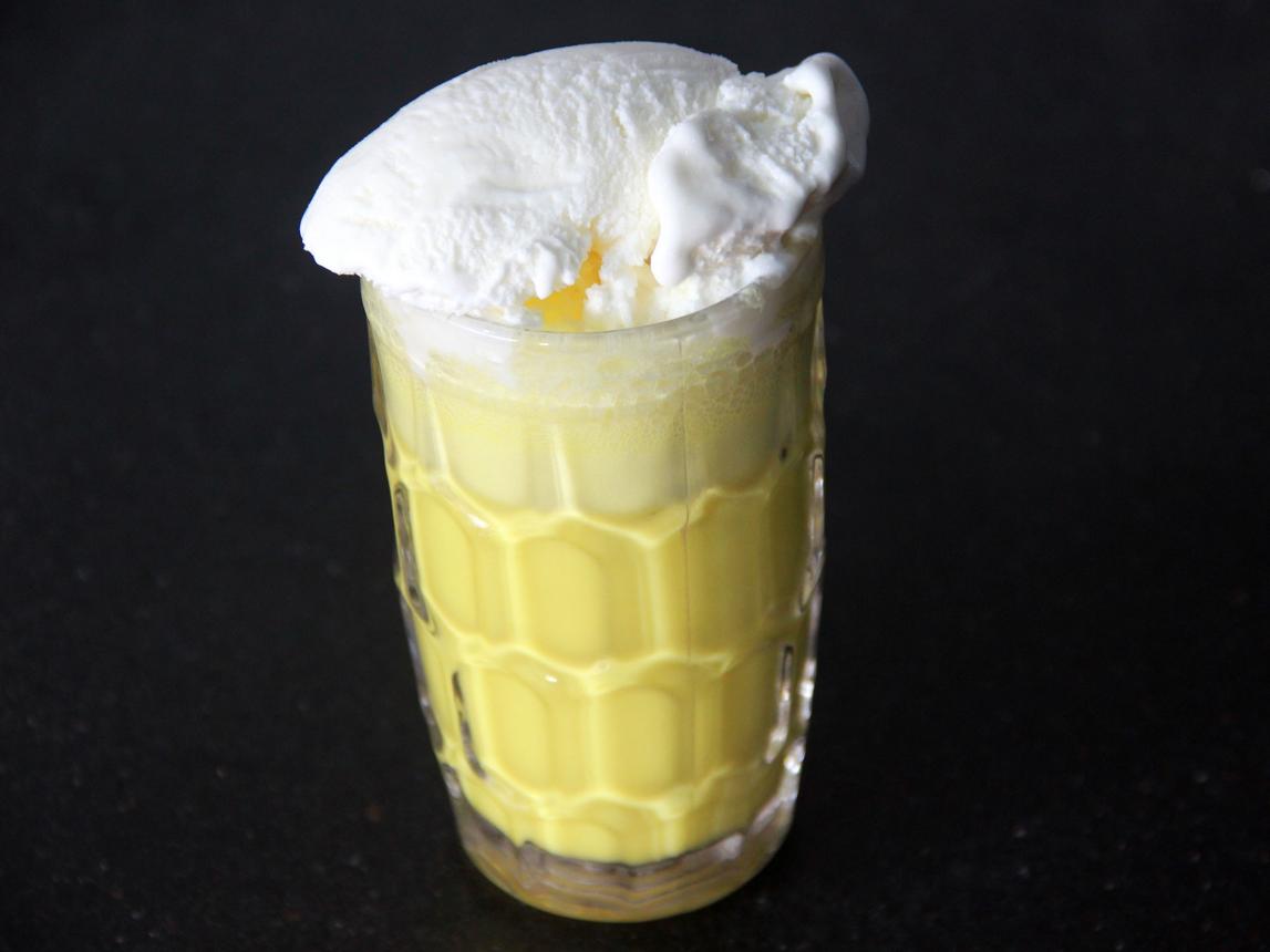 Pineapple Shake