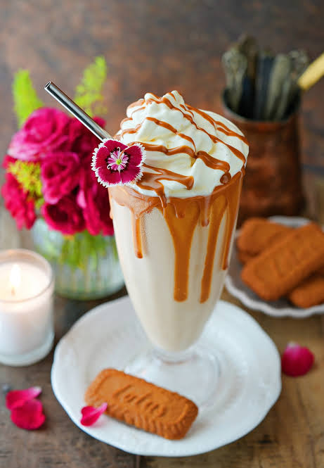 Lotus Biscoff Shake