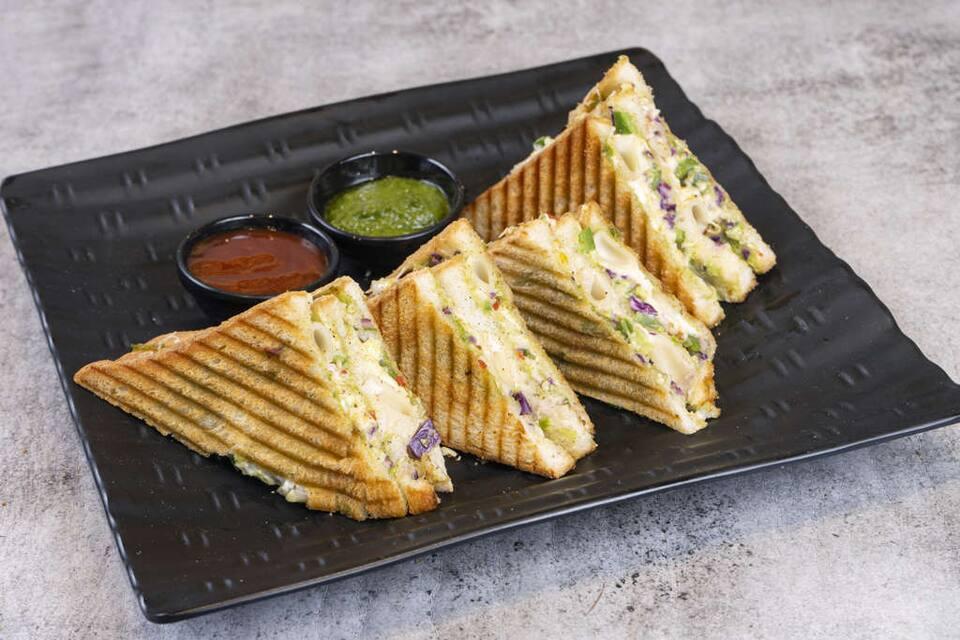 Veg.Cheese Grilled Sandwich