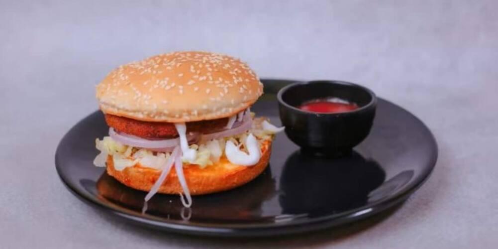Schezwan Burger