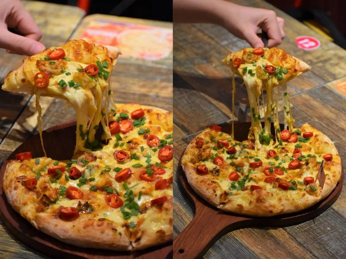 Cheese Chilly Pizza