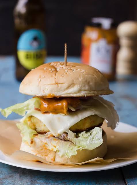 Cheese Paneer Masala Tikki Burger