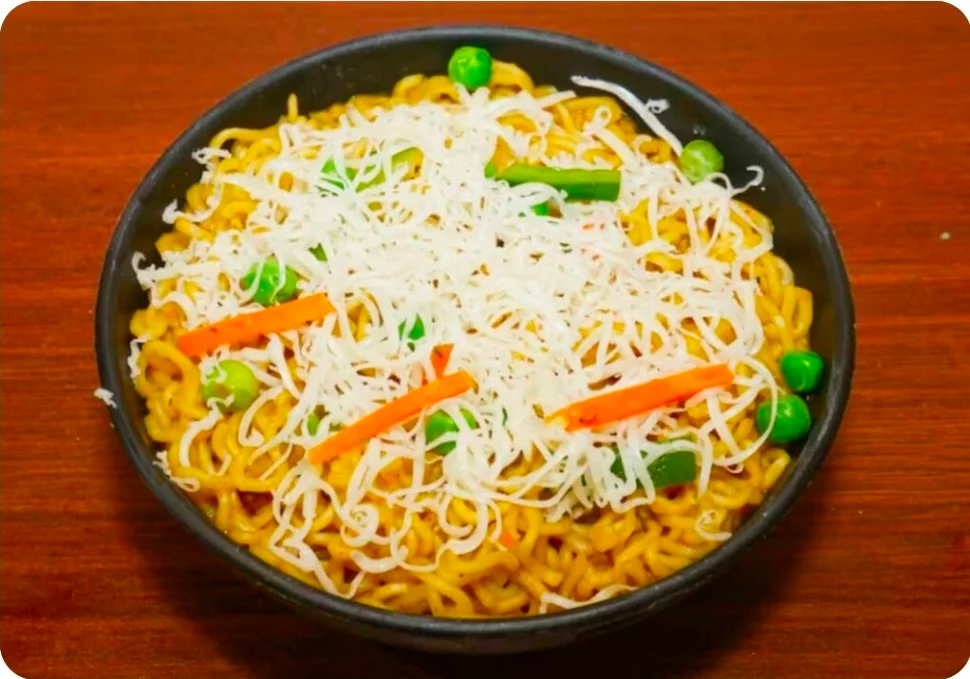 Cheese Schezvan Maggie