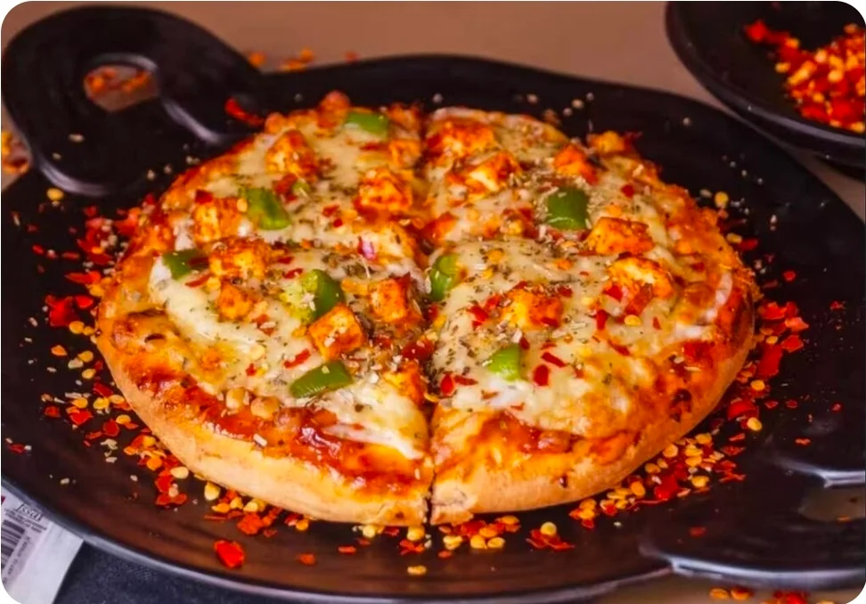 Green Olives Paneer Pizza