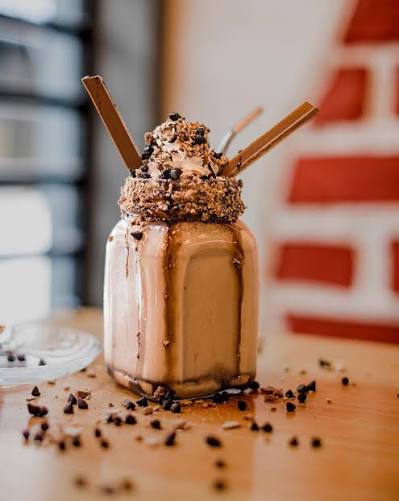KitKat Milk Shake