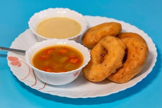 Vada Sambhar (3 pic)